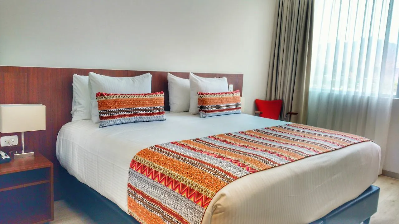 Best Western Plus Santa Marta Hotel