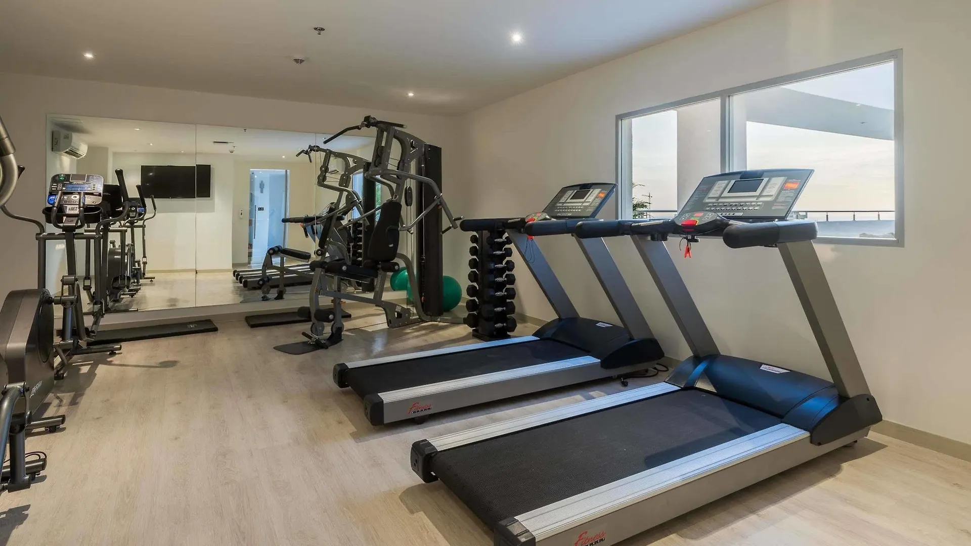 ****  Best Western Plus Santa Marta Hotel Colombia