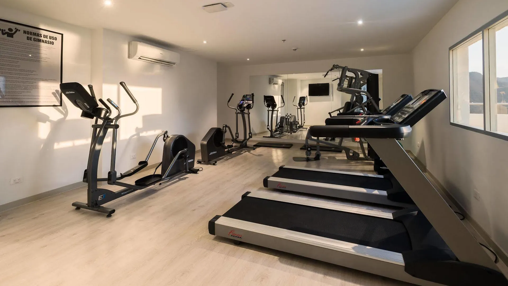 Best Western Plus Santa Marta Hotel Colombia